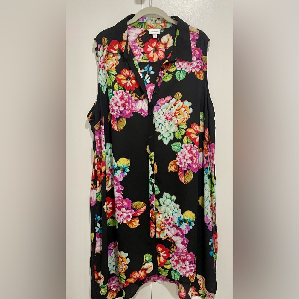 Long Flowered Sleeveless Blouse Plus Size